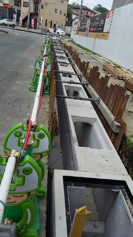 着々と工事完成に向かってます