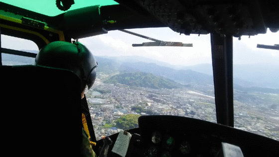 アユの稚魚放流と自衛隊防災研修