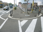 松ノ木瀬戸交差点の歩道の拡幅